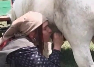 Horny willy likes dirty bestiality sex