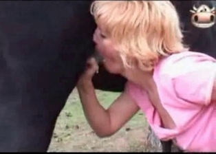 Sexy stallion jizzes a massive load